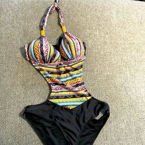 NWOT Women’s XL one piece multicolored bathing suit.